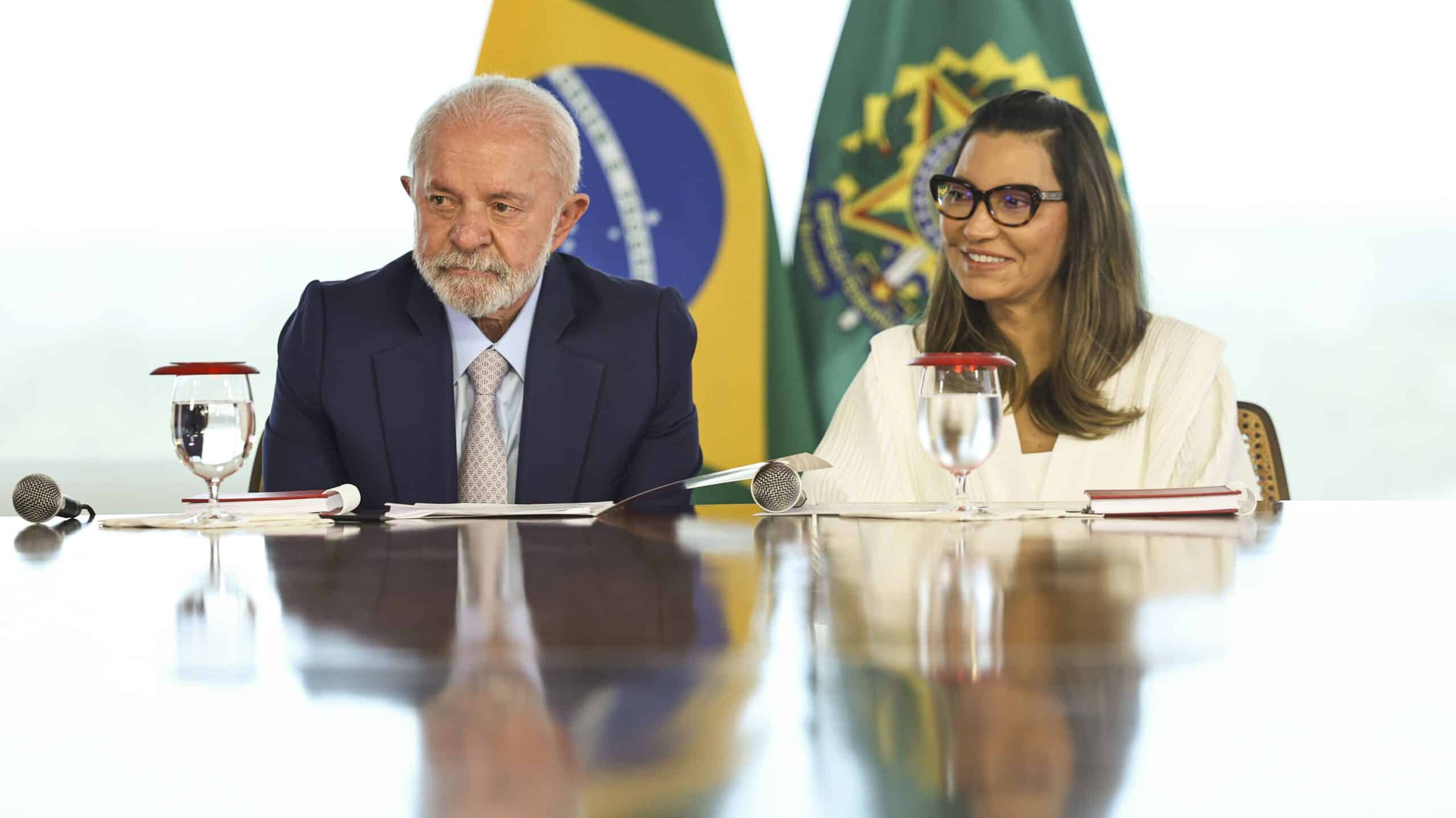Oposição EXPLODE de INDIGNAÇÃO! Lula e Janja ATACAM TikTok em Encontro Secreto com Xi!