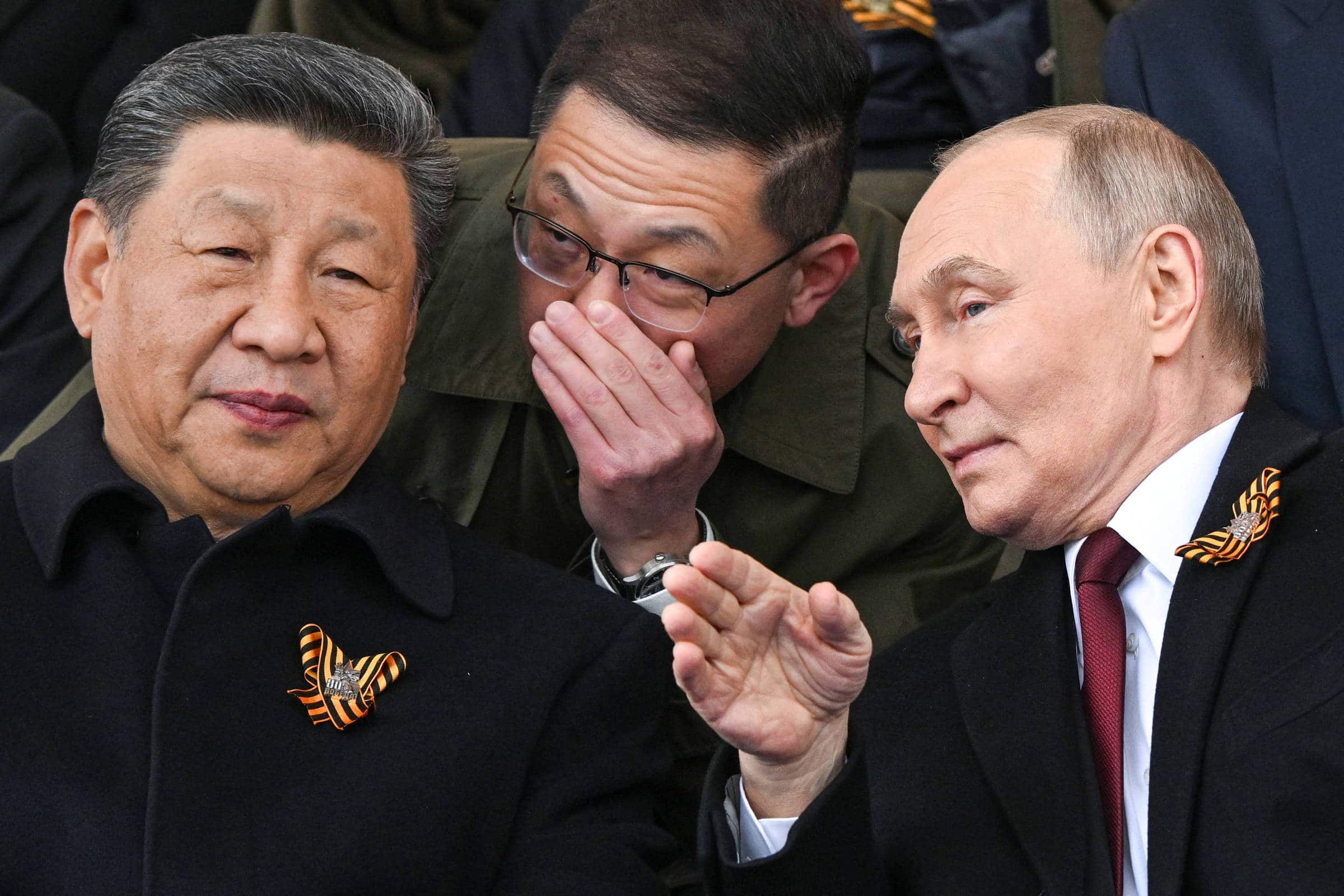 PUTIN ESCOLHE 9 DE MAIO PARA APRESENTAR PODER MILITAR: VITÓRIA OU AMEAÇA GLOBAL?