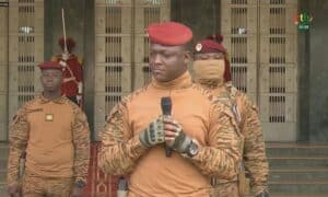 Presidente Interino de Burkina Faso Choca o Mundo com Discurso Poderoso Contra Imperialismo!