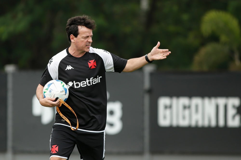 RETORNO CHOCANTE: Diniz Promete Revolução e Confiança no Vasco Após Declarações Bombásticas!