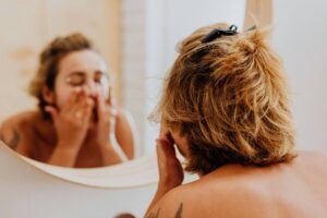 Revelado o Segredo Sórdido para Ser uma Mulher 'Perfeita'!