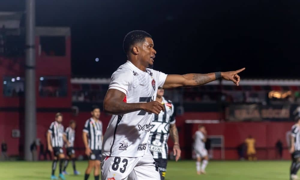 Santos Faz História: Vitória Relâmpago de Cleber Xavier Já é Um Golpe de Mestre!