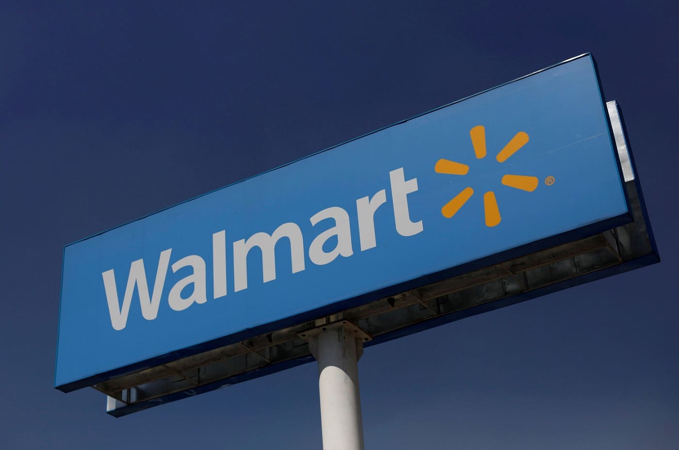 Trump Desafia Walmart: 'Engula as Tarifas ou Enfrente Preços nas Nuvens!'