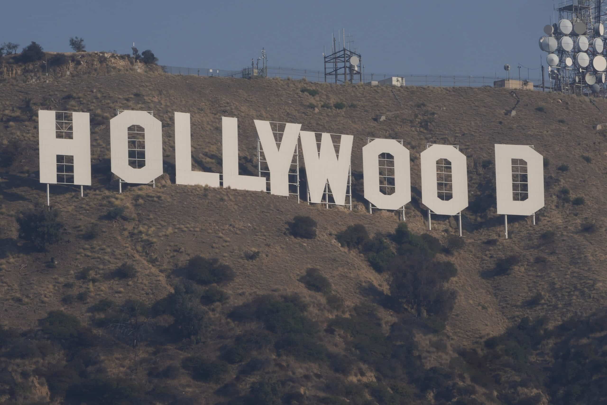 Trump Quer Taxar Filmes Estrangeiros: Descubra o Que Isso Significa!