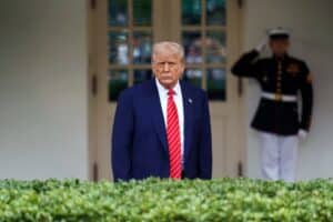 Trump Surpreende ao Propor Cortes Drásticos nas Tarifas de Produtos Chineses!