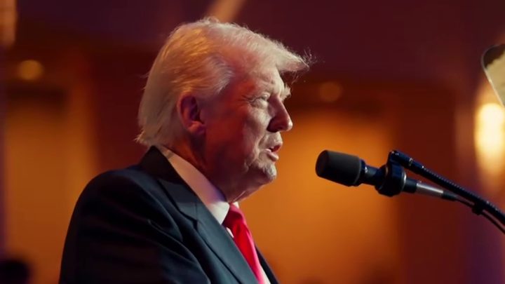 Trump Tenta Expulsar Estudantes Estrangeiros da Harvard, Mas Justiça Intervém em Grande Estilo!