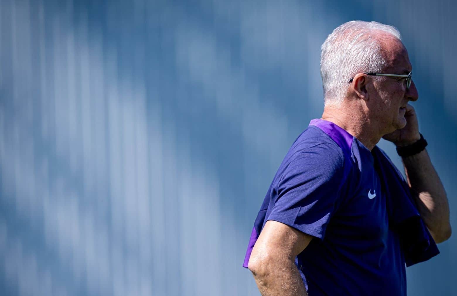 URGENTE: Dorival Revela Segredo Chocante sobre Pênalti de Memphis!
