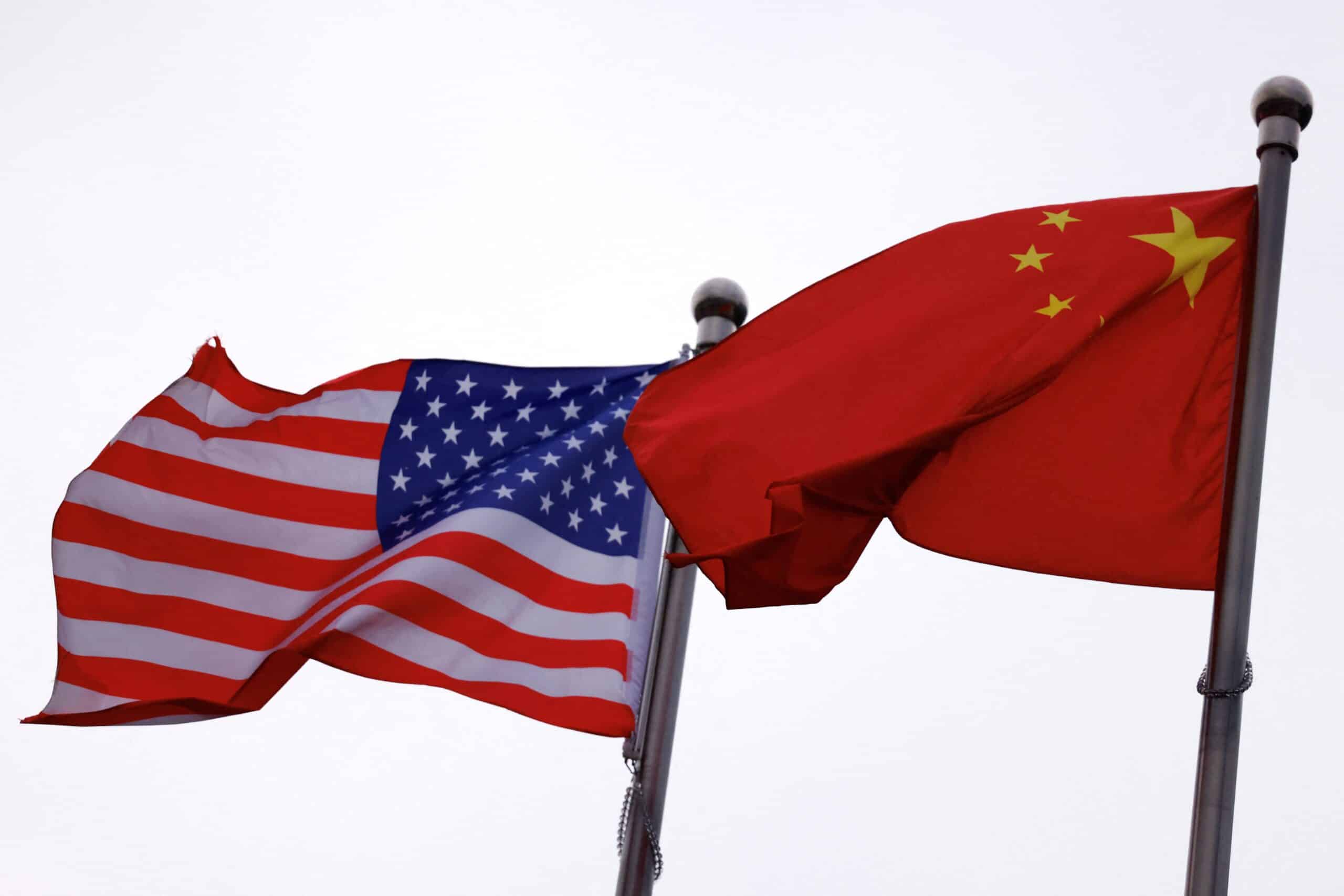 URGENTE: EUA Decidem Cortar Vistos de Estudantes Chineses com Mão de Ferro!