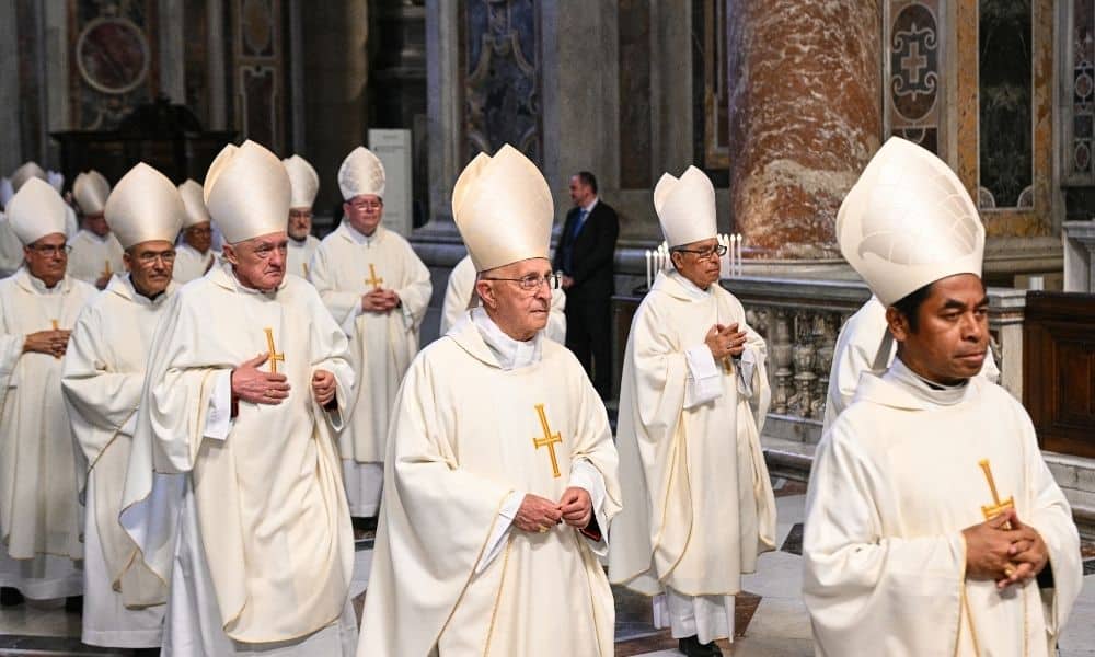 Última Ceia dos Cardeais: O Conclave que Pode Mudar Tudo!