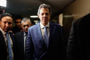 ALERTA: Câmara Bomba o Governo! MP de Haddad em Risco de Colapso!