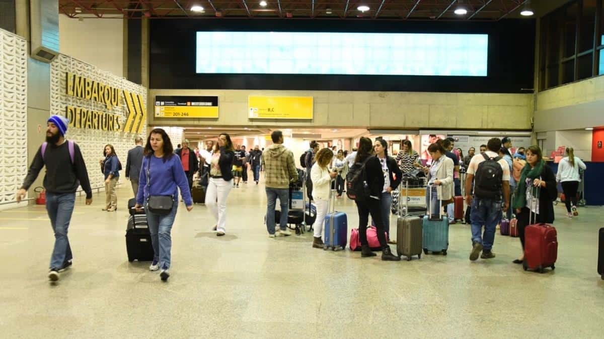 APOCALIPSE AÉREO: Sudeste Recebe mais de 9 Milhões de Passageiros em Abril!