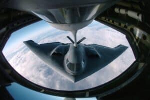 Alerta Máximo! EUA Desencadeiam Bombardeiros B-2 no Pacífico em Prelúdio de Guerra Contra o Irã!