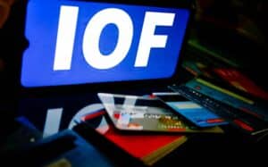 Atenção, Tech Lovers! Setor de Tecnologia em Alerta: Aumento do IOF Pode Disparar Crise e Desvio Fatal!