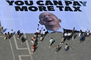 BEZOS FOGE DE PROTESTOS: Casamento Luxuoso em VENEZA Mudado para um Refúgio Secreto!