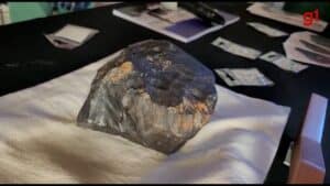 Bendegó: O Meteorito Que Virou Estilo e Sobreviveu às Cinzas do Museu Nacional!