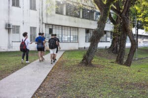 Brasil Chocante: 20% da População Agora Tem Ensino Superior!