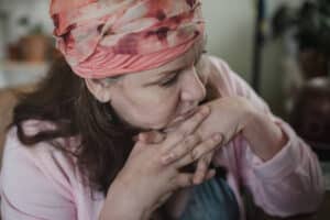 CHOCANTE: A Enfermeira que Revoluciona o Aborto com Pílulas — Descubra a Verdadeira Rotina!