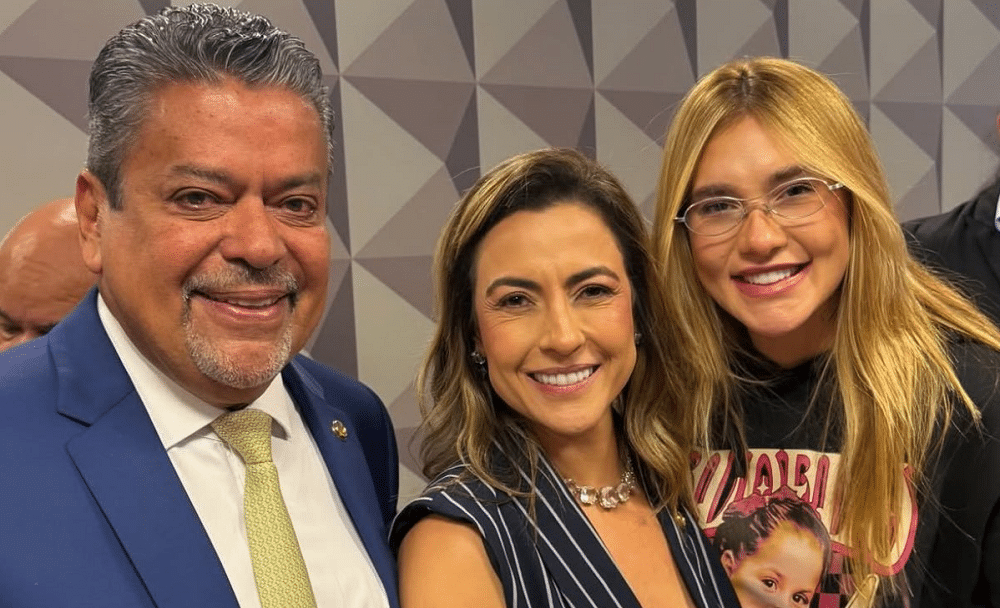 CPI das Bets EXPLODE: Relatora exige indiciamento de Virginia Fonseca, Deolane e mais 14!