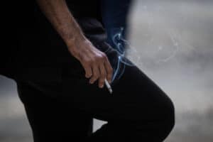 Chocante: Inteligência Artificial Promete Eliminar o Cigarro com 50% de Sucesso!