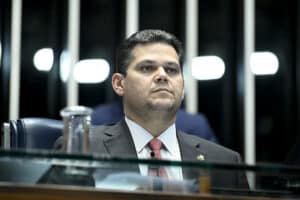 Congresso em Chamas: Decisão Explosiva que Pode Jogar o País em 6 Anos de Caos!