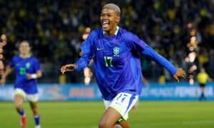 Corinthiano Brilha e Brasil Arrasa Japão em Grande Retorno na Data FIFA!