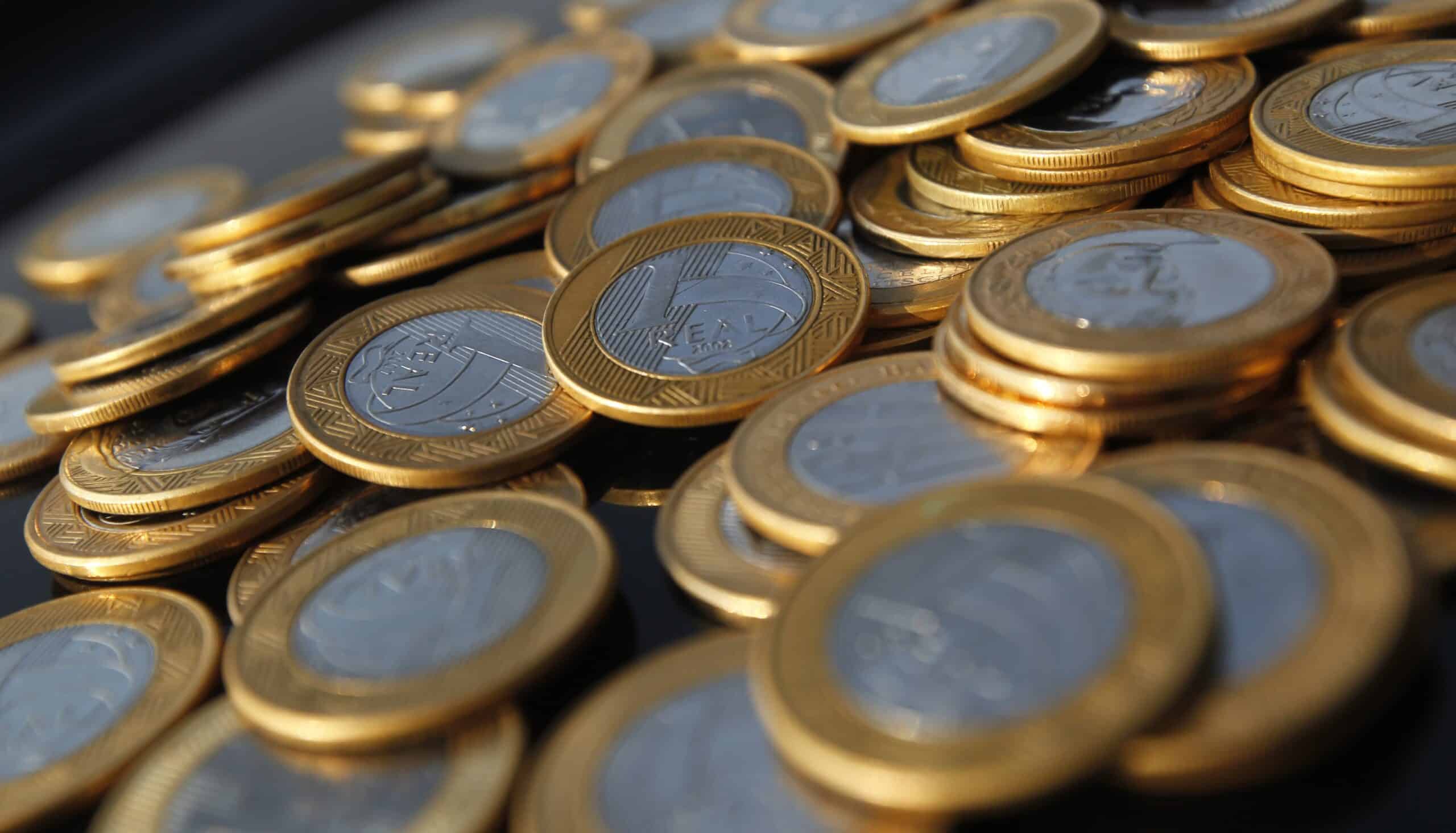 Crise nas Contas: Déficit Assustador de R$ 40,6 Bilhões em Maio, Mas Esperança Surge!