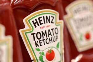 Desperte! Kraft Heinz Promete BANIR Corantes Químicos em Apenas 2 Anos!