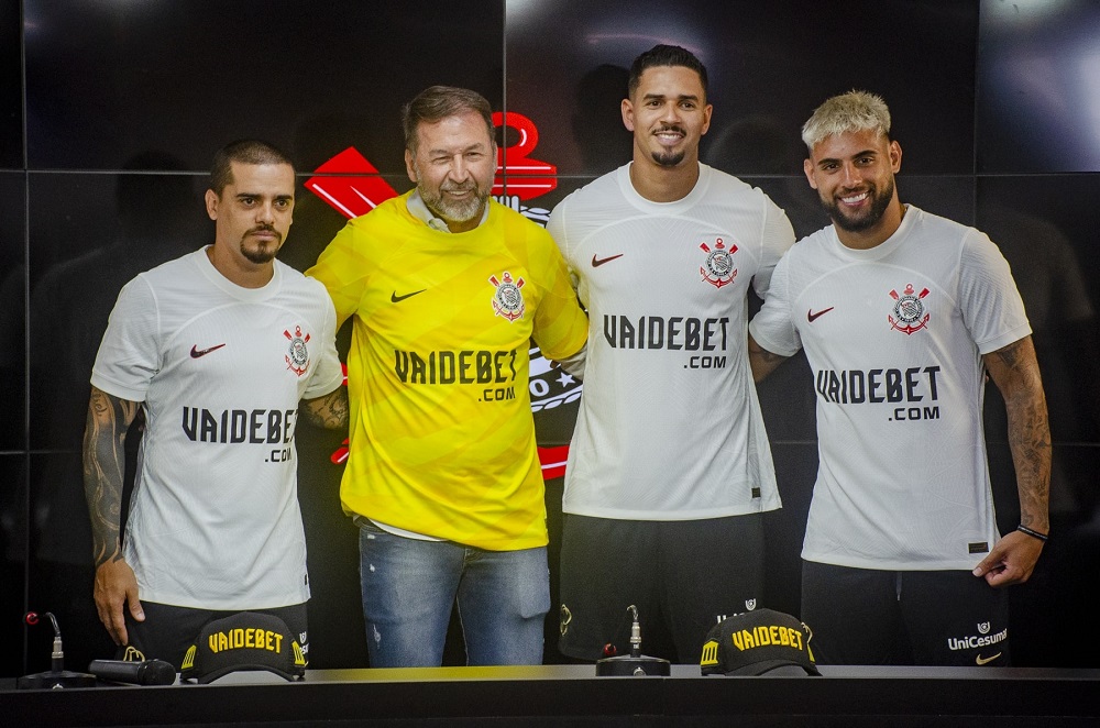 Escândalo Revelado: Ex-Diretor do Corinthians Indiciado em Inquérito da Polícia!