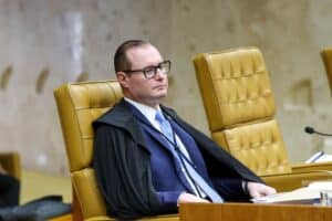 Escândalo no Tocantins: Zanin Investiga Venda de Sentenças no STJ!