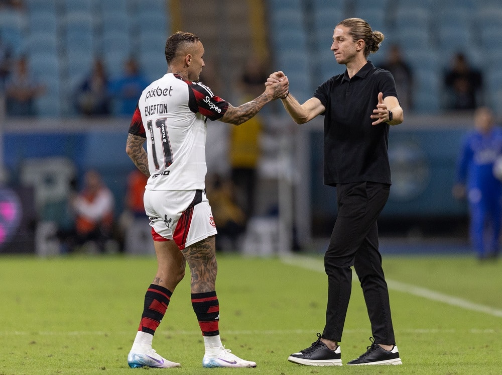 Filipe Luís em Alerta: 'Chelsea É Uma Potência Imensa!' Prepare-se para o Confronto!