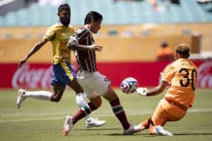 Fluminense Surpreende em Jogo Horrível: Empate Milagroso e Classificação para as Oitavas do Mundial!