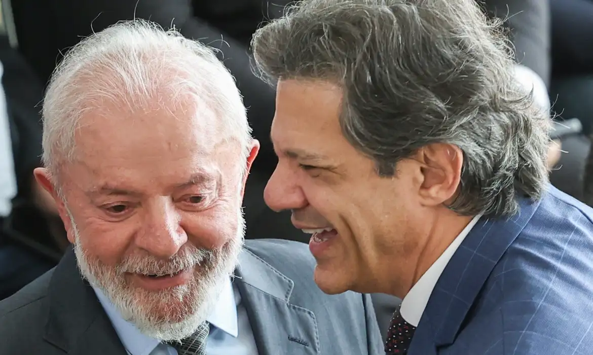 Governo choca população com aumento brutal de impostos e decreto aterrorizante do IOF!