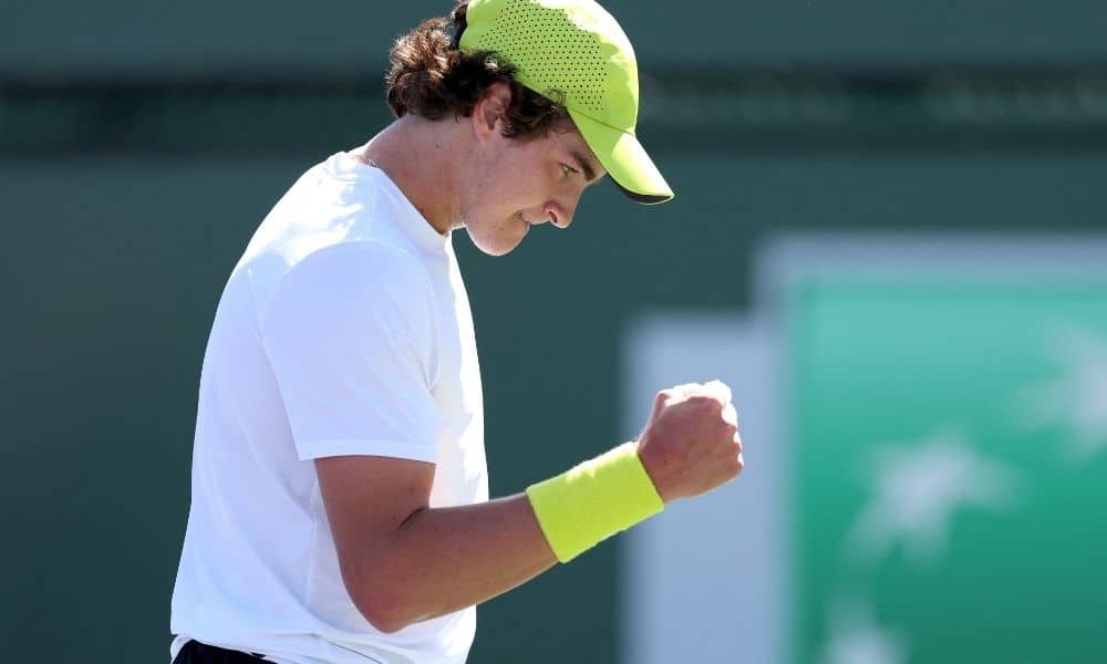 JOÃO FONSECA ULTRA IMPACTANTE: VIRA O JOGO NA ESTREIA EM EASTBOURNE E GARANTE VITÓRIA SURPREENDENTE!