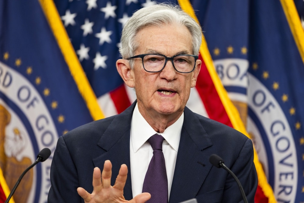 Jerome Powell Soa o Alerta: Tarifas de Trump Poderão Explodir a Inflação nos EUA!