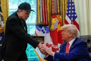 Musk EXPLODE contra projeto de lei de Trump: 'É repugnante!'