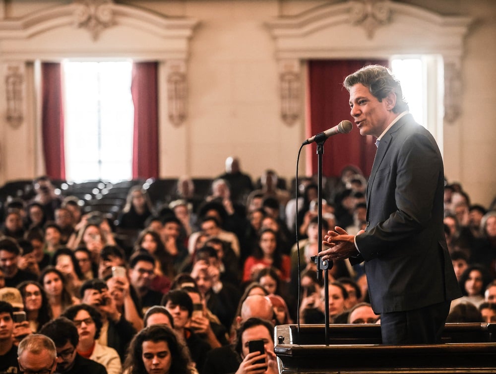 REVELAÇÃO CHOCANTE: Haddad Preparado para a BATALHA Final Sobre o IOF!