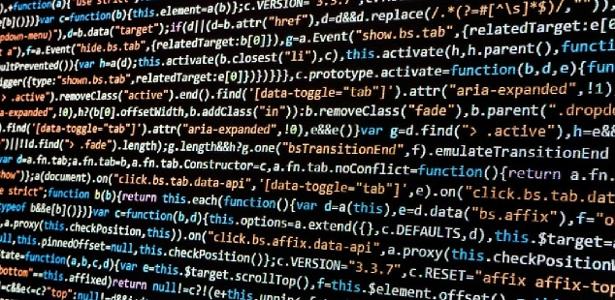 STF em Alerta: Futuro da Democracia em Jogo nas Redes!