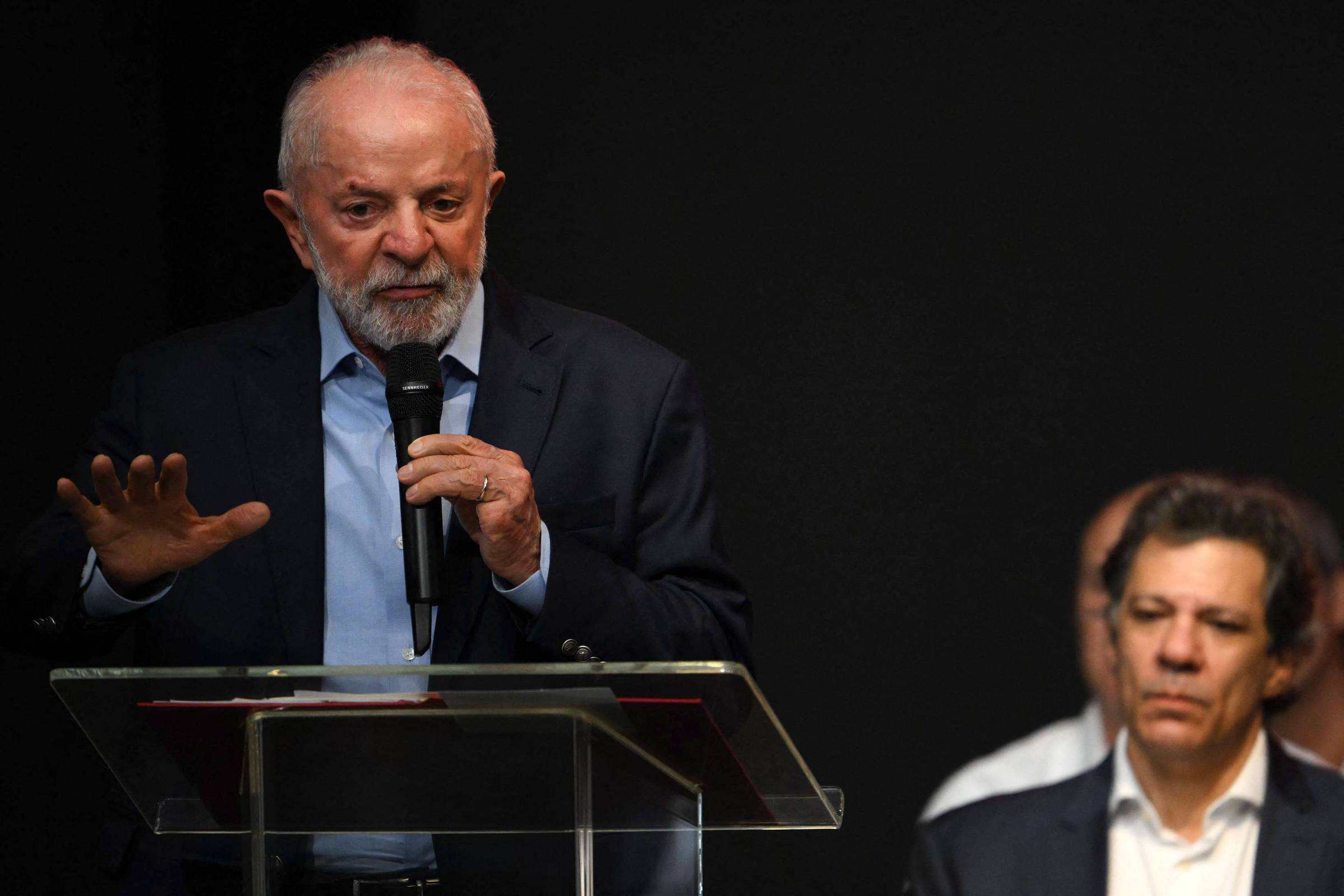 Scândalo à Vista: Lula Revela Favorzões e Demagogia com os Nossos Impostos!