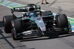 Surpresa Explosiva no GP do Canadá: George Russell Arrasa com Primeira Pole do Ano, Enquanto Bortoleto Fica em 15º!