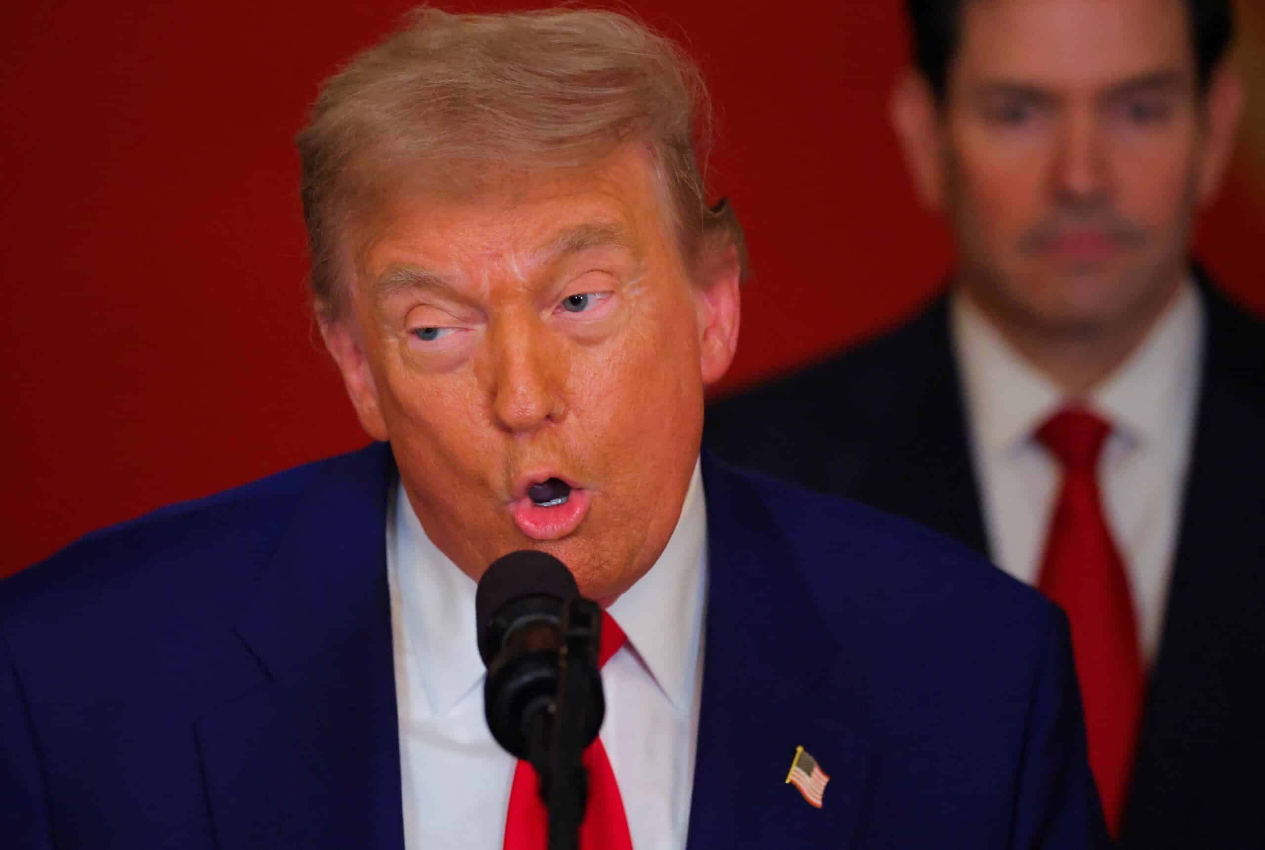 Trump Acusa Israel e Irã de Quebrar Cessar-Fogo: A Crise Explode!