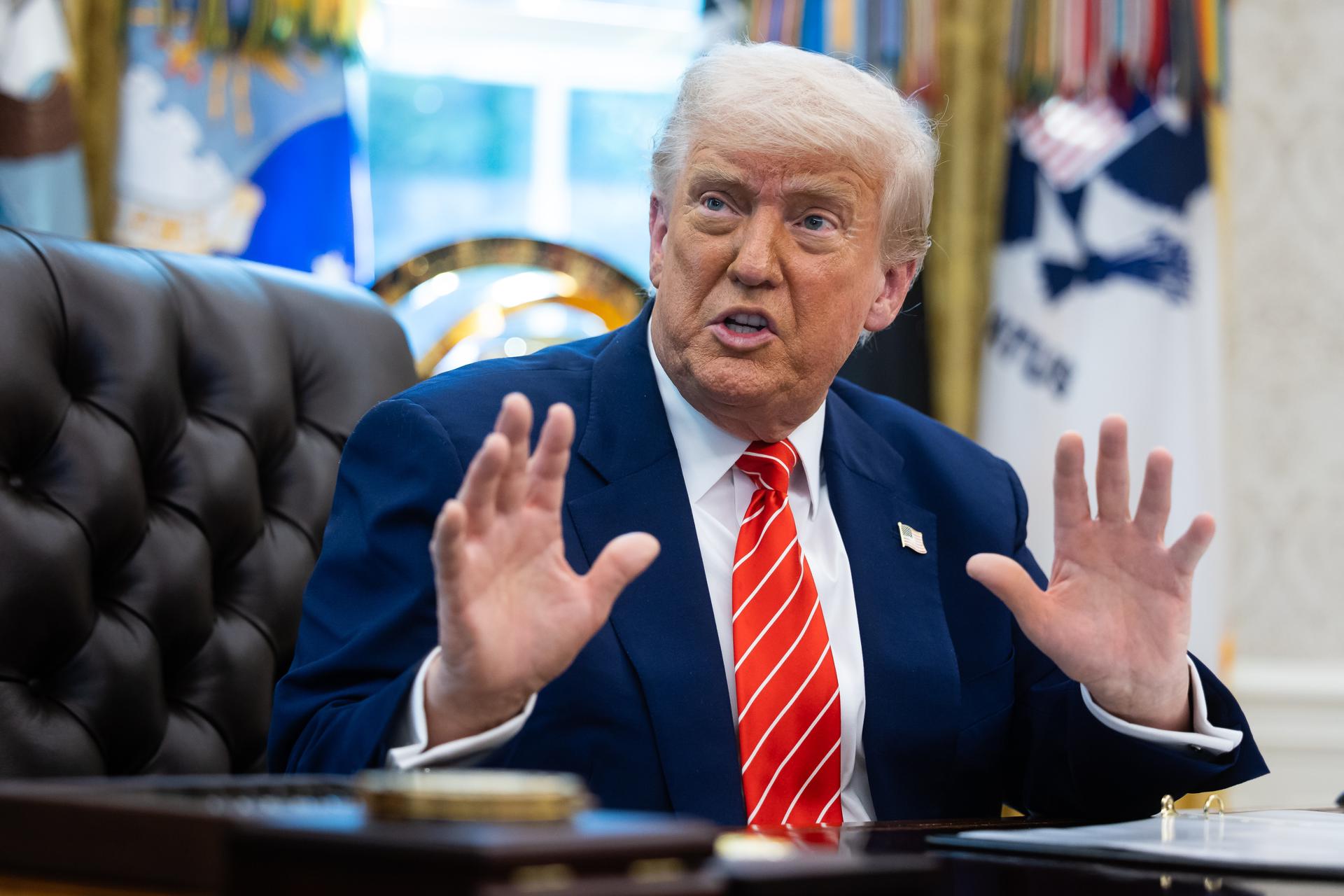 Trump CHOCA ao Descartar Musk: 'Ele Perdeu a Cabeça!'