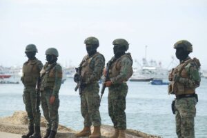 URGENTE: Equador Libera Território para Bases Militares Estrangeiras - O Fim da Soberania?
