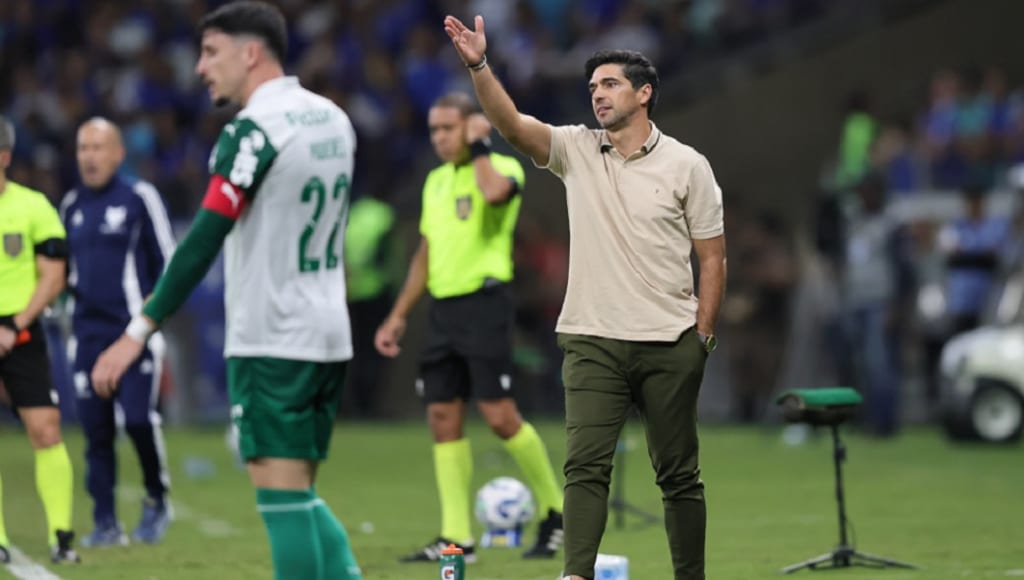 VERGONHA NO GRAMADO! Abel Confessa: Palmeiras Afundou Contra o Cruzeiro!