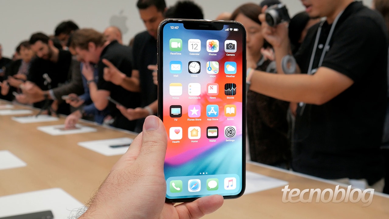 iPhone XS: O FIM DE UMA ERA! Descubra Por Que Agora é 'Vintage'!
