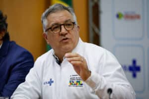 "SUS FECHA PARCERIA CHOCA com Hospital A.C. Camargo! O que Isso Significa para Sua Saúde?"
