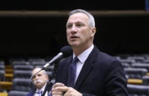 AGU Ataca Congresso e Gera Clamor: ‘Um Ato de Guerra Contra a Democracia!’