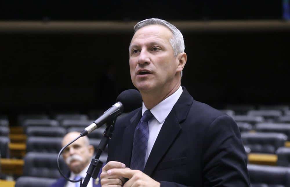 AGU Ataca Congresso e Gera Clamor: ‘Um Ato de Guerra Contra a Democracia!’