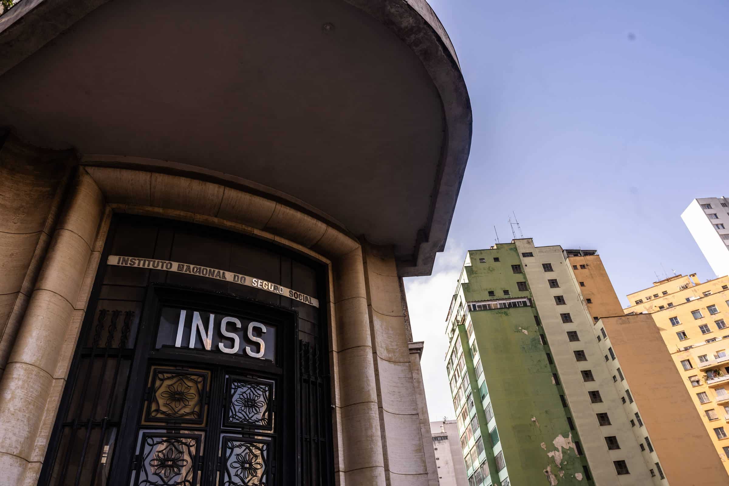 ALERTA: 500 mil Falsos Beneficiários do INSS em Acordo Bombástico!