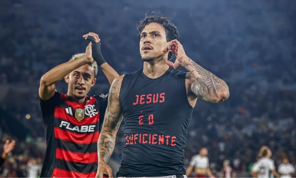 ALERTA NO FLAMENGO: Filipe Luís DESENCADENA CRISE ao afirmar 'Precisamos de Pedro a todo custo!'