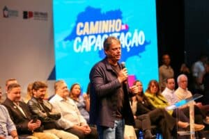 ALERTA! Tarcísio Confirma: Tarifa de Trump é um Perigo para o Brasil!